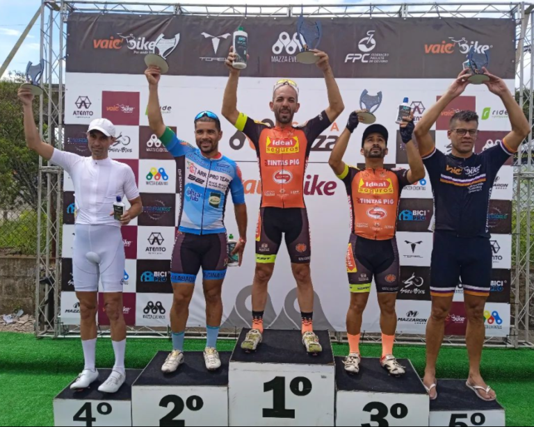 Copa @mazzaciclismo etapa Santo André  Ricardo Reis 🏆2° lugar na categoria Máster A @spark 🏆6° lugar na categoria master A